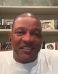 里弗斯：现在每个人都在假摔，不是教练教的&amp;amp;是球员自己练的